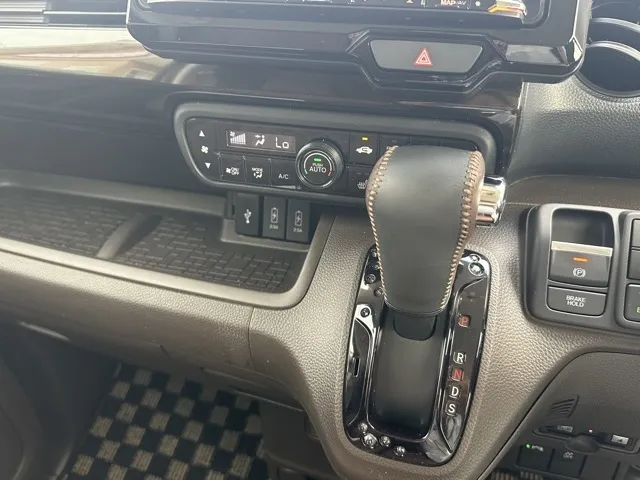 N-BOX(ホンダ)Lターボコーディネート中古車 20