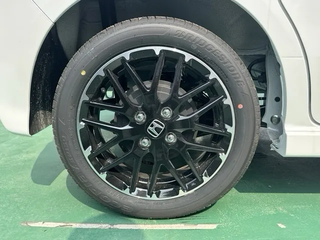 N-BOX(ホンダ)N-BOXカスタムターボ コーディネートスタイル届出済未使用車 13