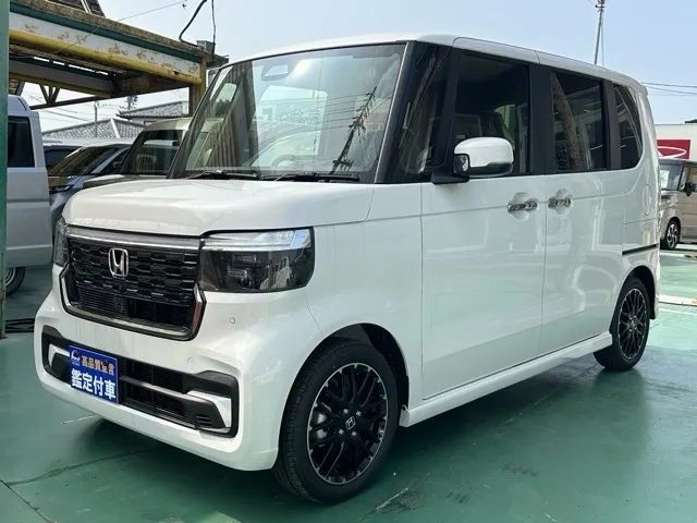 N-BOX(ホンダ)N-BOXカスタムターボ コーディネートスタイル届出済未使用車 1