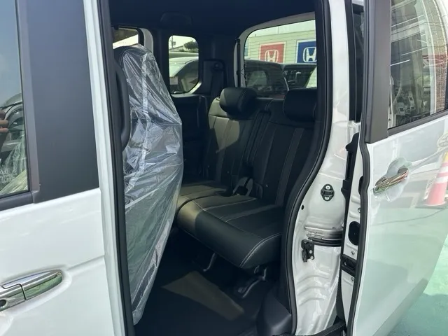 N-BOX(ホンダ)N-BOXカスタムターボ コーディネートスタイル届出済未使用車 4