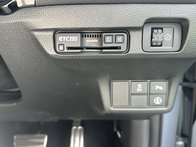 シビック(ホンダ)e：HEV中古車 15