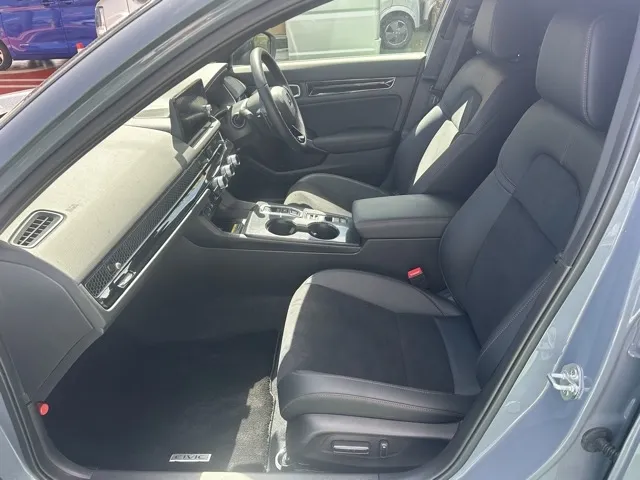 シビック(ホンダ)e：HEV中古車 3