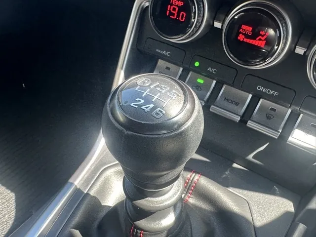 BRZ(スバル)S 6MT中古車 12