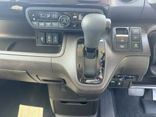 N-BOX(ホンダ)Ｌ コーディネート中古車 15