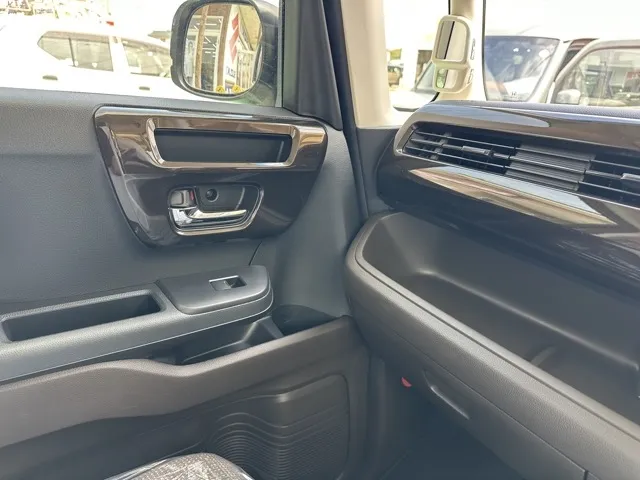 N-BOX(ホンダ)Ｌ コーディネート中古車 21