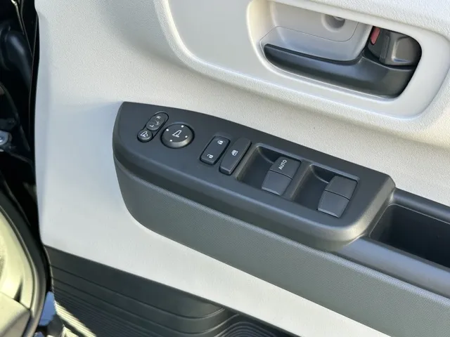 N-BOX(ホンダ)N-BOX届出済未使用車 12