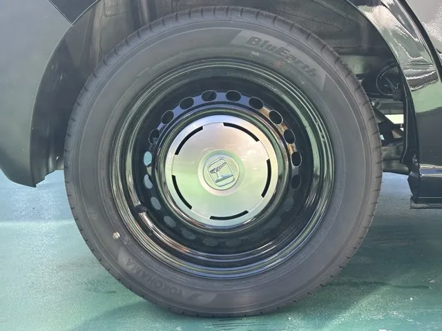 N-BOX(ホンダ)N-BOX コンフォートＰ届出済未使用車 13