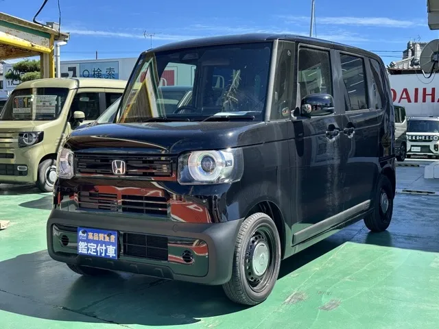 N-BOX(ホンダ)N-BOX コンフォートＰ届出済未使用車 1