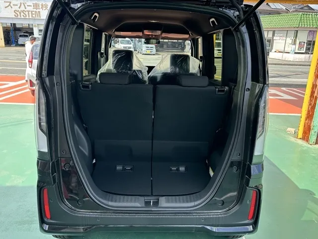 N-BOX(ホンダ)N-BOXカスタム届出済未使用車 9