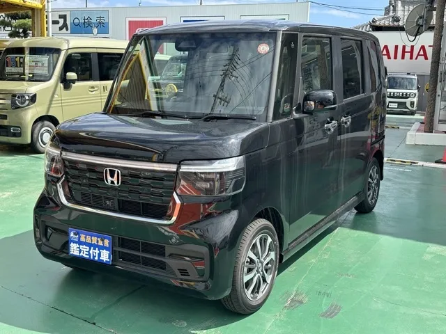 N-BOX(ホンダ)N-BOXカスタム届出済未使用車 1