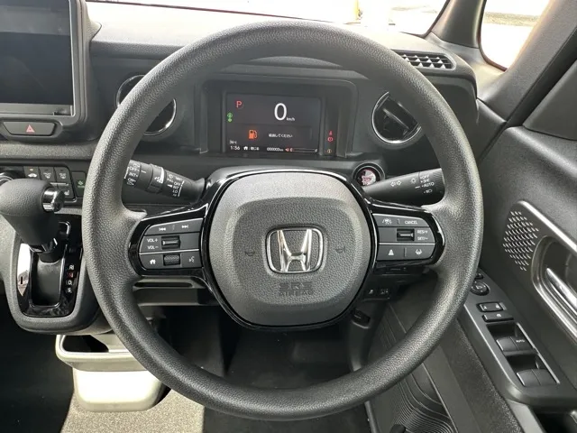 N-BOX(ホンダ)N-BOXカスタム届出済未使用車 6