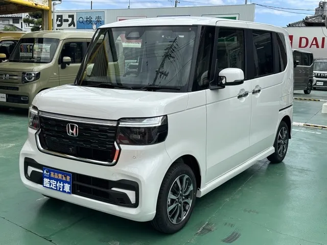 N-BOX(ホンダ)N-BOXカスタム届出済未使用車 1