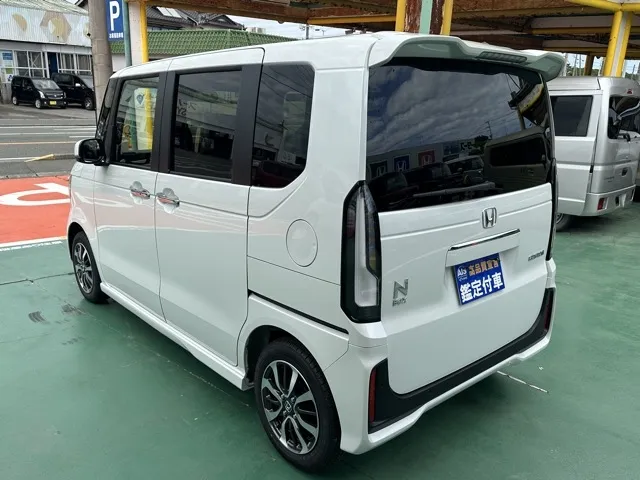 N-BOX(ホンダ)N-BOXカスタム届出済未使用車 2