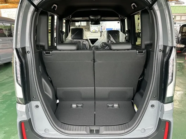 N-BOX(ホンダ)N-BOXカスタムターボ コーディネートスタイル届出済未使用車 10