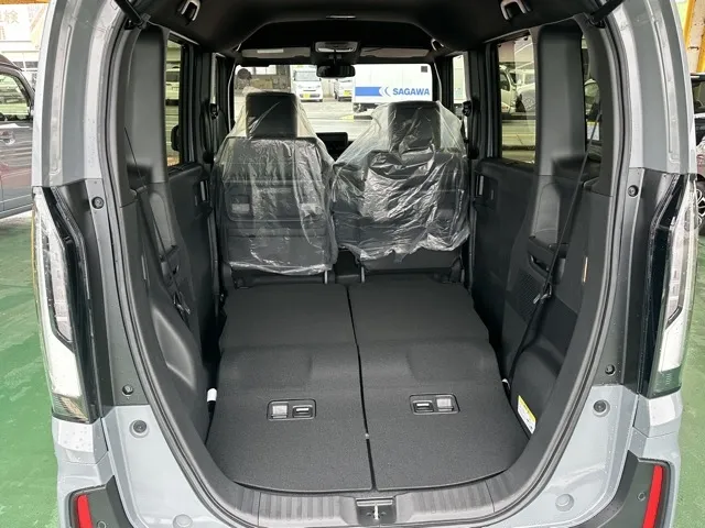 N-BOX(ホンダ)N-BOXカスタムターボ コーディネートスタイル届出済未使用車 11