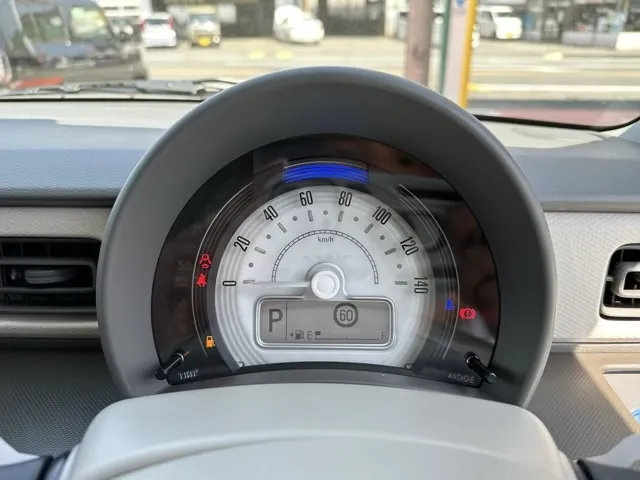 ラパン(スズキ)L新車見本展示無 19