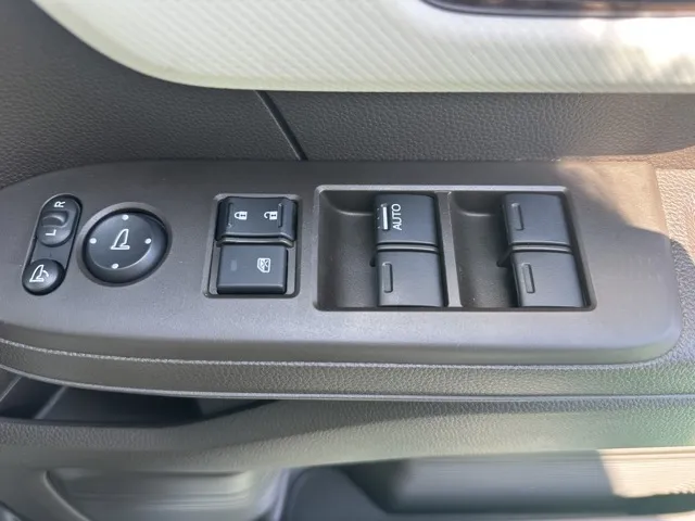 N-BOX(ホンダ)L 両側電動スライドドアレンタＵＰ 14
