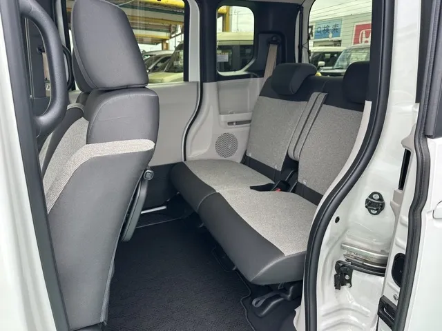 N-BOX(ホンダ)N-BOX ファッションスタイル コンフォートＰ中古車 4