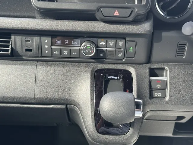 N-BOX(ホンダ)N-BOXカスタムターボ届出済未使用車 22