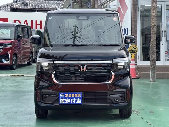 N-BOX(ホンダ)N-BOXカスタムターボ届出済未使用車 25