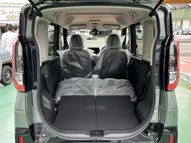 デリカミニ(三菱)T届出済未使用車 9