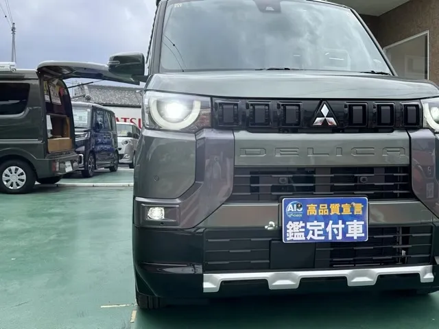 デリカミニ(三菱)T届出済未使用車 27