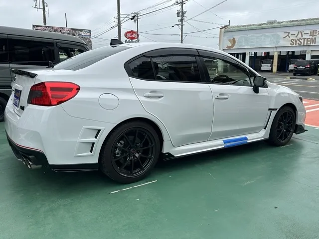 WRX(スバル)STIスポーツシャープ中古車 9