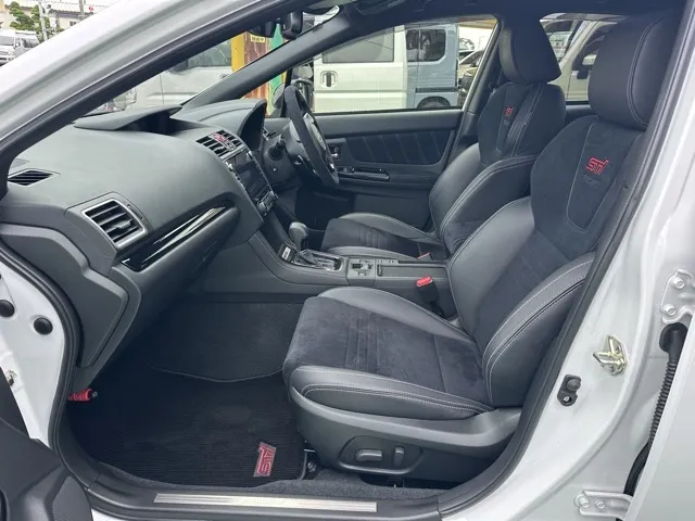 WRX(スバル)STIスポーツシャープ中古車 3