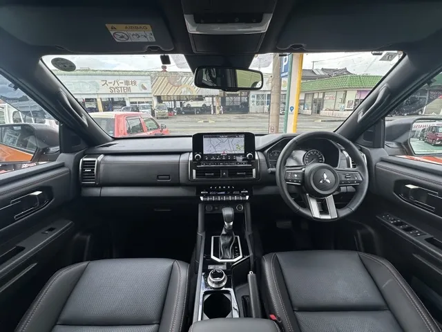 トライトン(三菱)GSR中古車 5