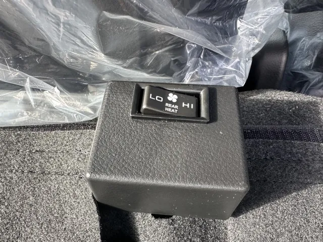 キャンター(三菱)Wキャブ　２ｔ　５ＭＴ登録済未使用車 6