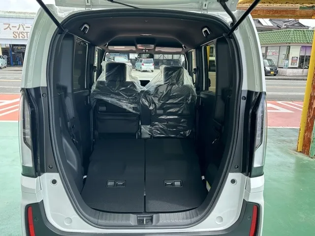 N-BOX(ホンダ)N-BOXカスタム コーディネートスタイル届出済未使用車 11