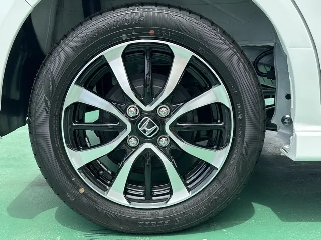 N-BOX(ホンダ)N-BOXカスタム コーディネートスタイル届出済未使用車 13