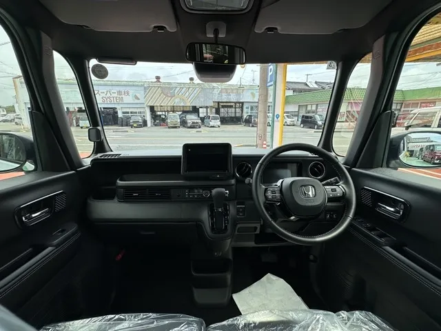 N-BOX(ホンダ)N-BOXカスタム コーディネートスタイル届出済未使用車 5