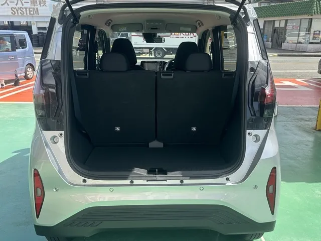 サクラ(ニッサン)X中古車 8