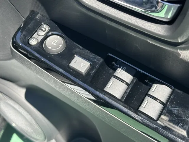 N-ONE(ホンダ)ＲＳ ６ＭＴ届出済未使用車 12