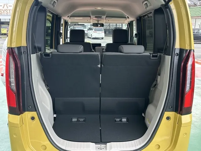 N-BOX(ホンダ)N-BOX ファッションスタイル コンフォートＰ届出済未使用車 10