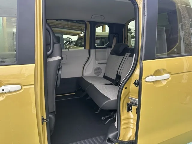 N-BOX(ホンダ)N-BOX ファッションスタイル コンフォートＰ届出済未使用車 4