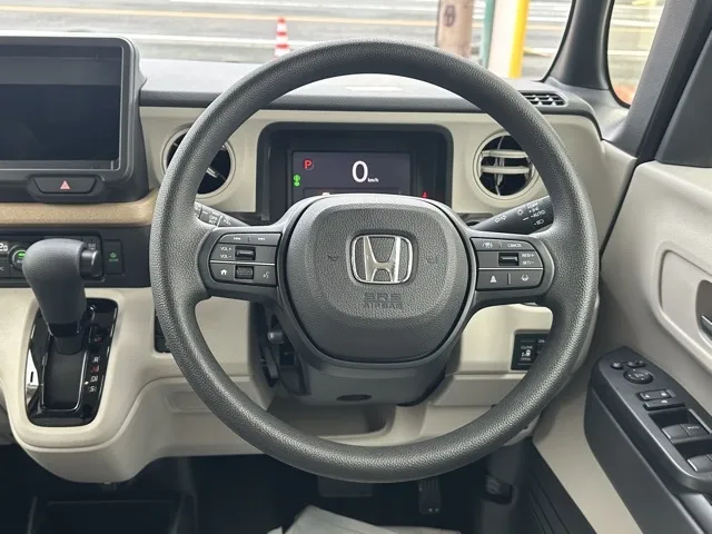N-BOX(ホンダ)N-BOX ファッションスタイル コンフォートＰ届出済未使用車 6