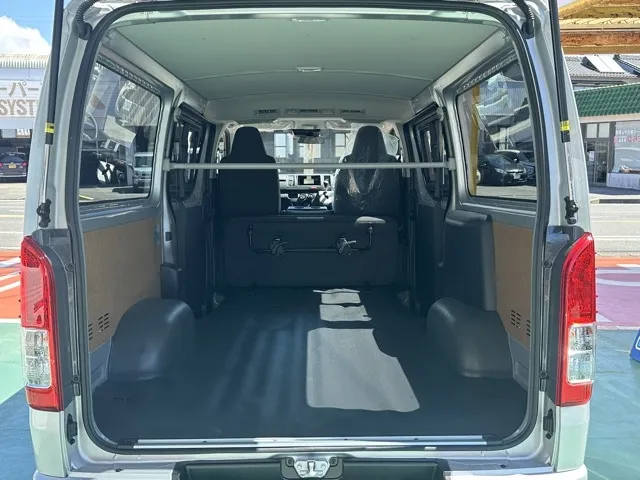 ボンゴ(マツダ)GL 4WD ディーゼル登録済未使用車 11