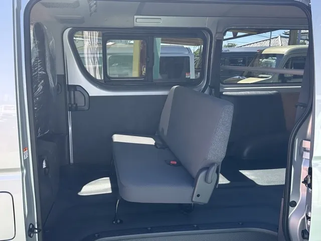 ボンゴ(マツダ)GL 4WD ディーゼル登録済未使用車 5