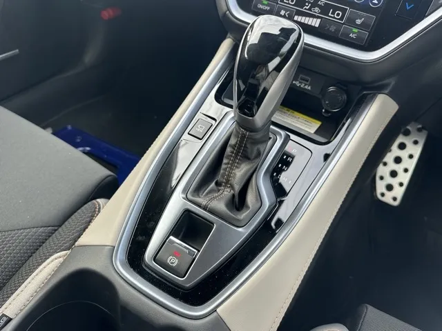 レヴォーグ(スバル)リミテッド EX中古車 16