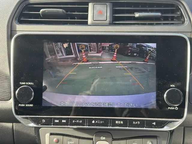 リーフ(ニッサン)Ｘ中古車 18
