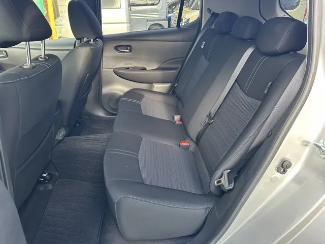リーフ(ニッサン)Ｘ中古車 4