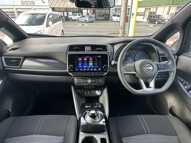 リーフ(ニッサン)Ｘ中古車 6