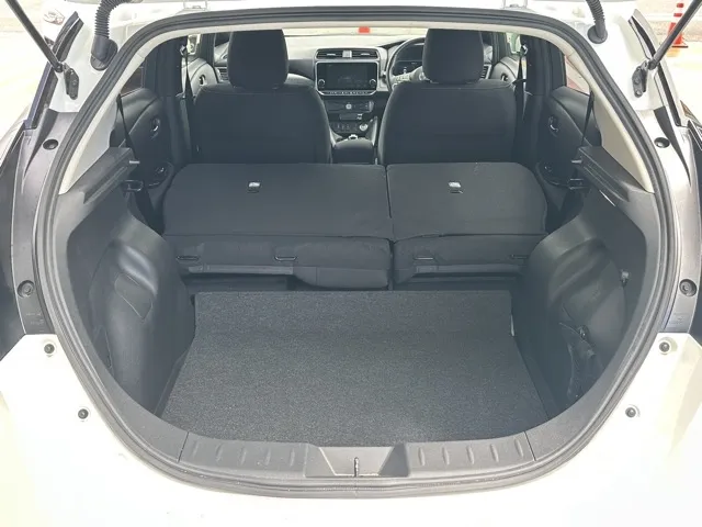 リーフ(ニッサン)X Vセレクション中古車 8