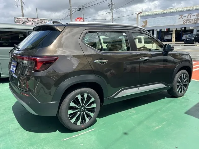 WR-V(ホンダ)Z+登録済未使用車 11