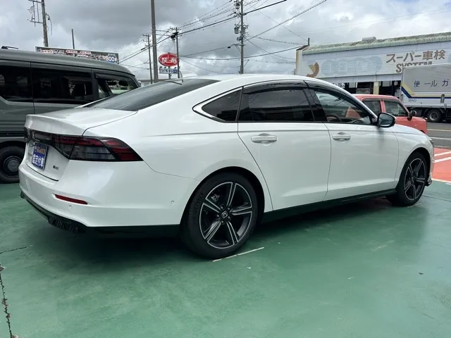 アコード(ホンダ)e：HEV中古車 10
