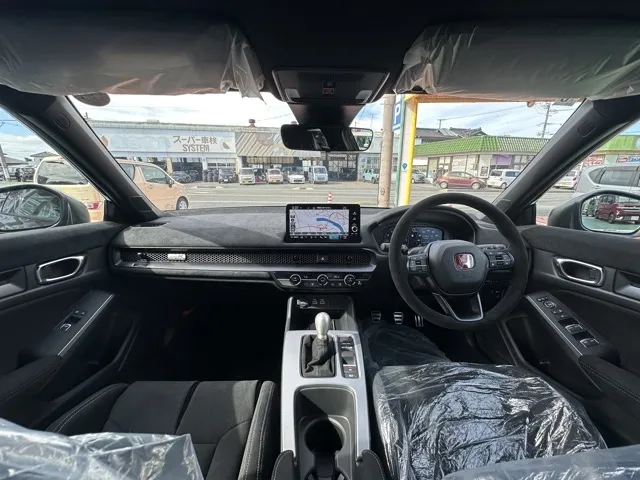 シビック(ホンダ)タイプR レーシングブラックPKG登録済未使用車 5