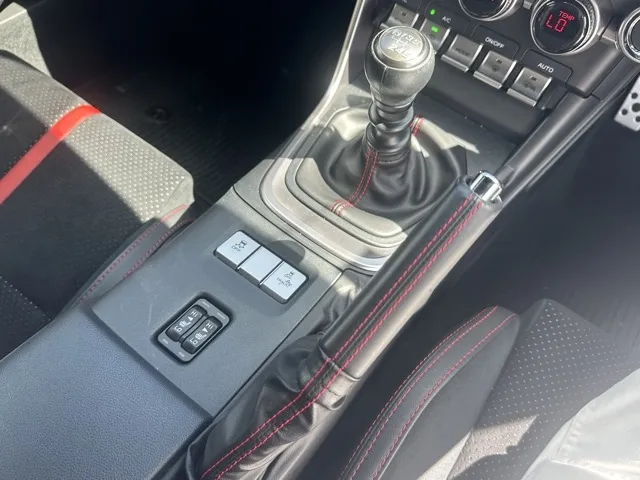 BRZ(スバル)S 6MT中古車 15