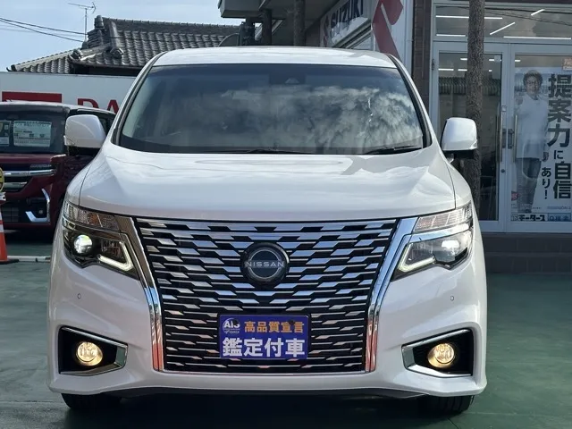 エルグランド(ニッサン)250ハイウェイスタープレミアム ７人登録済未使用車 29